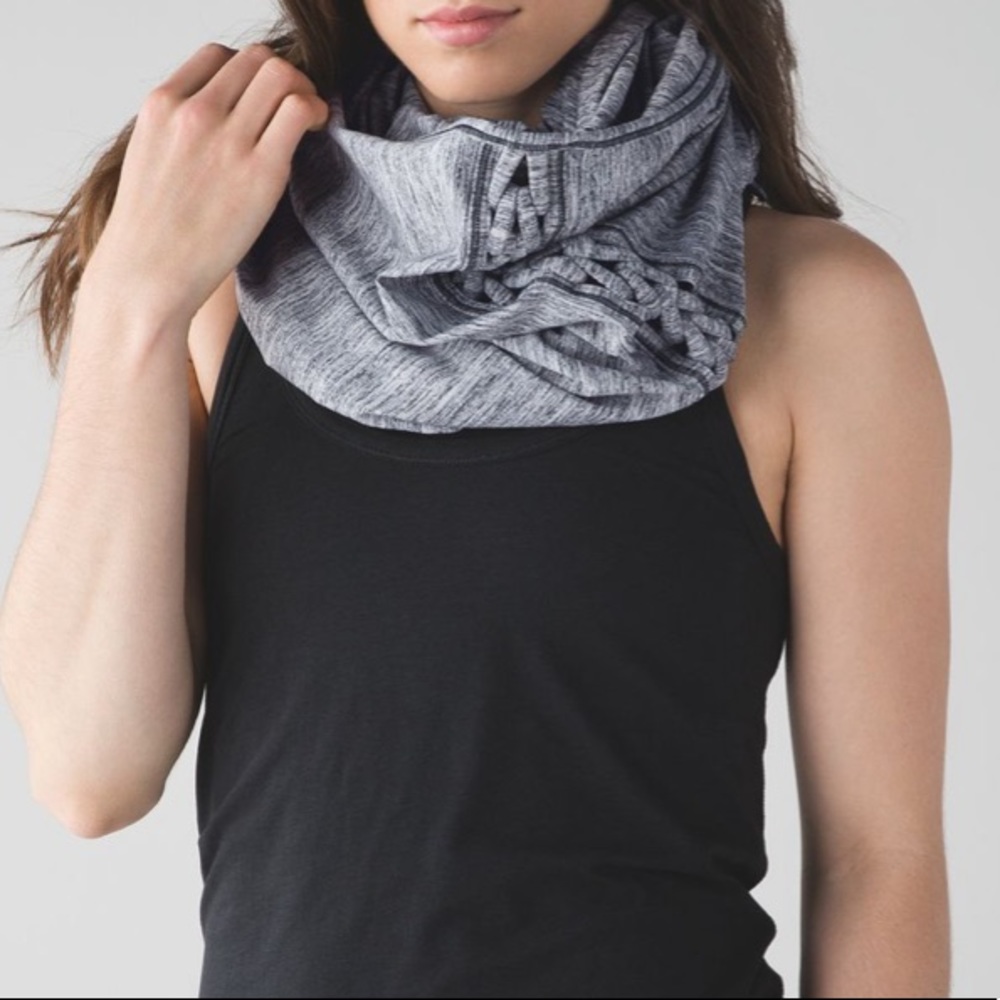 Lululemon Vinyasa Scarf (Braid) Space Dye Camo Seal Grey Deep Coal New